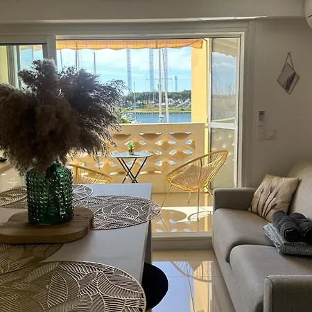 Loggia Vue Port Confort Et Design Proche アパート アグド